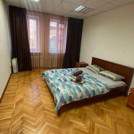 Apartments On Moskovskaja Dnipro Eksteriør bilde